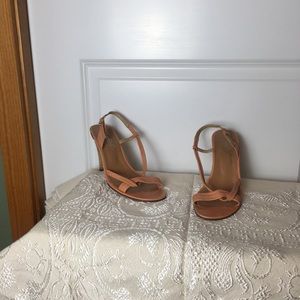 Candies vintage 80’s  coral heeled sandal 9m